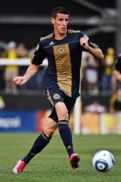 Sebastien Le Toux to start Bolton trial