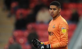 Arsenal lining up move for Championship goalkeeper?