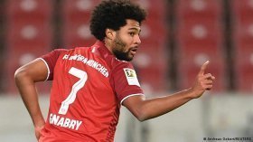 Serge Gnabry to reject Chelsea transfer?