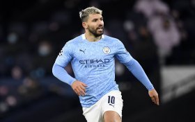 Sergio Aguero open to Chelsea transfer