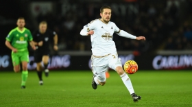 Leicester City approach for Gylfi Sigurdsson