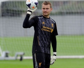 Liverpool chasing Simon Mignolet