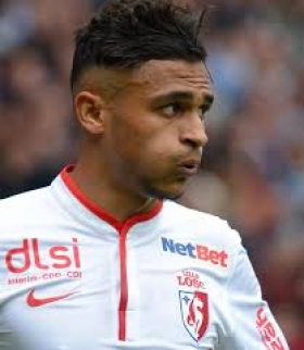 Arsenal leading Sofiane Boufal chase