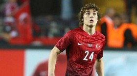 Caglar Soyuncu completes Leicester City move