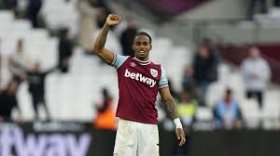 Tottenham want to sign West Ham winger after Senesi