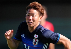 Arsenal sign Japanese striker