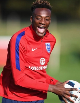 Ian Wright feels Tammy Abraham is a better pick than Michy Batshuayi