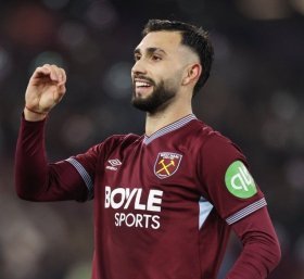 Taty Castellanos on Everton radar
