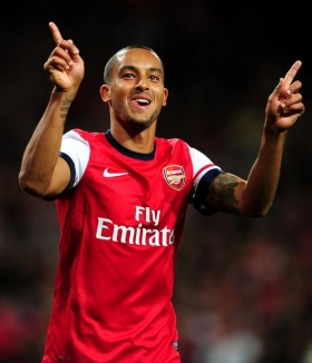 Arsenal winger Theo Walcott excited to see who joins the Gunners