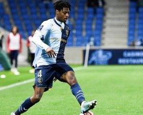 Luton Town and Everton chasing Thierno Balde