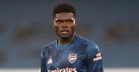 Mikel Arteta issues worrying update on Thomas Partey