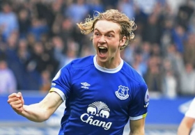 Tom Davies