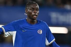 Chelsea midfielder on his way to Burnley