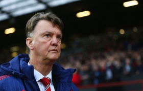 Man Utd sack Louis van Gaal