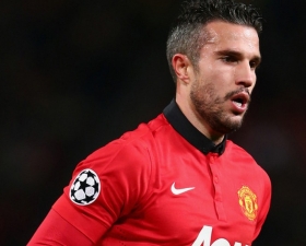 Van Persies Man Utd future in doubt