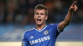 Chelsea midfielder turns down AC Milan move