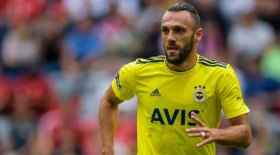 Manchester United remain interested in Fenerbahce striker