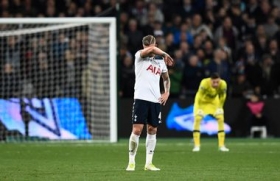 Spurs defeat leaves Chelsea two wins from title