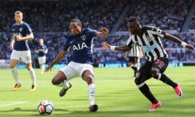 Kyle  Walker-Peters in line for new Tottenham deal