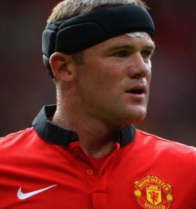 Wayne Rooney happy at Manchester United