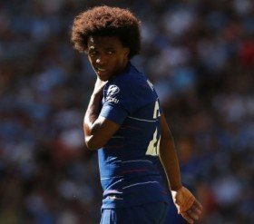 Chelsea reject £35m bids for Brazilian winger