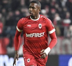 Brighton to make move for Ecuador defender Willian Pacho