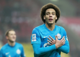 Napoli, Roma and Juventus in Axel Witsel chase