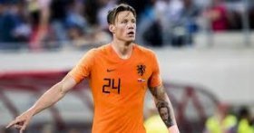 Man Utd edging closer to landing Dutch striker