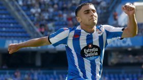 Chelsea make contact to sign Spanish winger