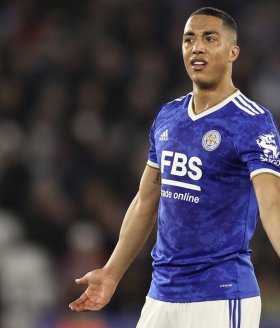 Man Utd make transfer decision on Youri Tielemans