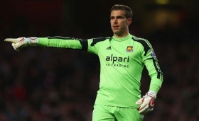 Newcastle United interested in West Ham goalkeeper