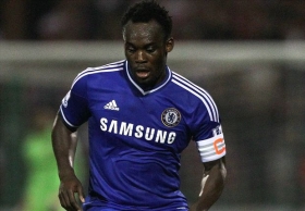 Michael Essien signs for AC Milan