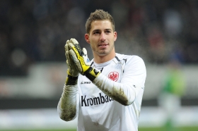 Arsenal linked with Eintracht Frankfurt goalkeeper