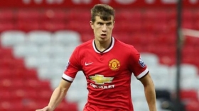 Hull City boss keen on MAN UTD DEFENDER