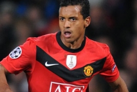 Everton track Nani