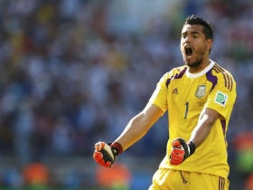 Man Utd in talks with Sergio Romero