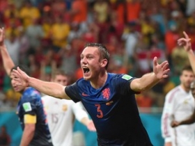 Man Utd to sign Stefan de Vrij