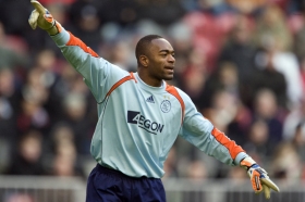 Man City tracking Ajax shot-stopper Kenneth Vermeer