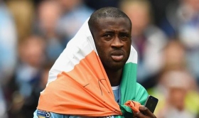 Yaya Toure to discuss Man City future