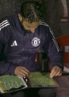 The Manchester United Christmas Tree