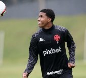 Arsenal interested in signing Andrey Santos from Chelsea