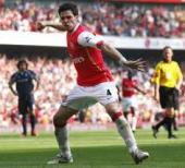 Barcelona ask Cesc to drop his fee