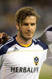 Tottenham eye Beckham move