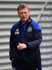 Heitinga warns Tottenham off David Moyes