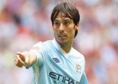 David Silva to stay at Man City