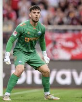 Chelsea identify new number 1 as club plan new goalkeeper transfer Chelsea identify new number 1 as club plan new goalkeeper transfer