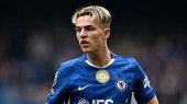 Chelsea winger suffers head injury vs Nottingham Forest