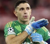 Juventus hope to sign Emi Martinez Juventus hope to sign Emi Martinez