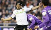 Everton hope to sign Ever Banega on loan