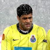 Malaga show interest in Hulk